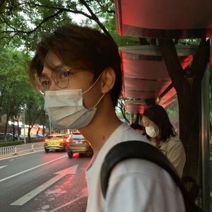 Meet your Posher, Moogi alex